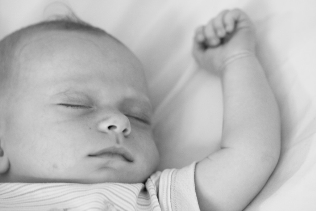 the-benefits-of-co-sleeping-zenconomics